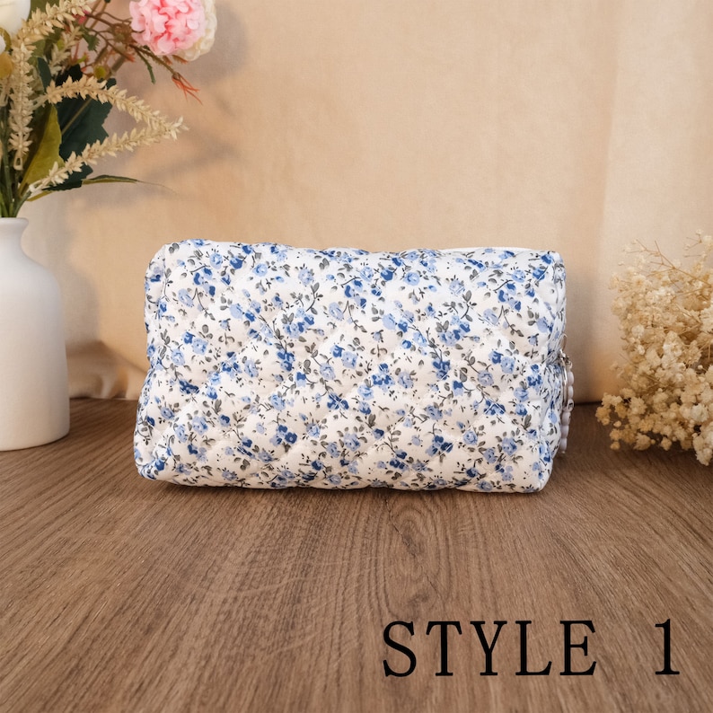 Floral Handmade Boxy Makeup Bag, Custom Name Flowers Quilted Makeup Bag, Large Capacity Makeup Bag, Storage Bag, Bridesmaid Gift STYLE 1