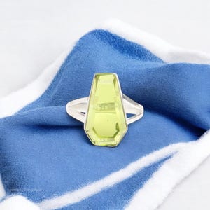Handmade Natural Peridot Ring, Green Gemstone Ring, Statement Ring, 925 Sterling Silver Jewelry, Birthday Gift, Ring For Girl Friend
