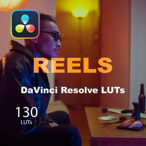 Puede incluir: Un hombre con gafas de sol se sienta en una habitación tenue con una mesa frente a él. El texto "REELS DaVinci Resolve LUTs 130 LUTs" se muestra en la imagen. La imagen está en un esquema de color neón con tonos rosas, azules y amarillos.