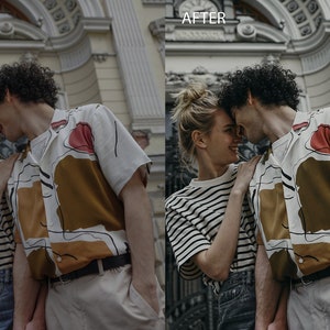 Puede incluir: Una pareja est&aacute; de pie cerca uno del otro, mir&aacute;ndose y sonriendo. La mujer lleva una camisa a rayas y pantalones vaqueros, mientras que el hombre lleva una camisa estampada y pantalones beige. Est&aacute;n de pie frente a un edificio con un arco ornamentado.