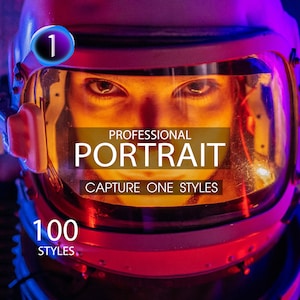Może przedstawiać: Osoba w czerwono-białym hełmie astronauty z wizjerem. Na hełmie widnieje napis "PROFESSIONAL PORTRAIT CAPTURE ONE STYLES 100 STYLES".