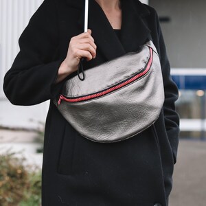 Sac banane en simili cuir Taille M