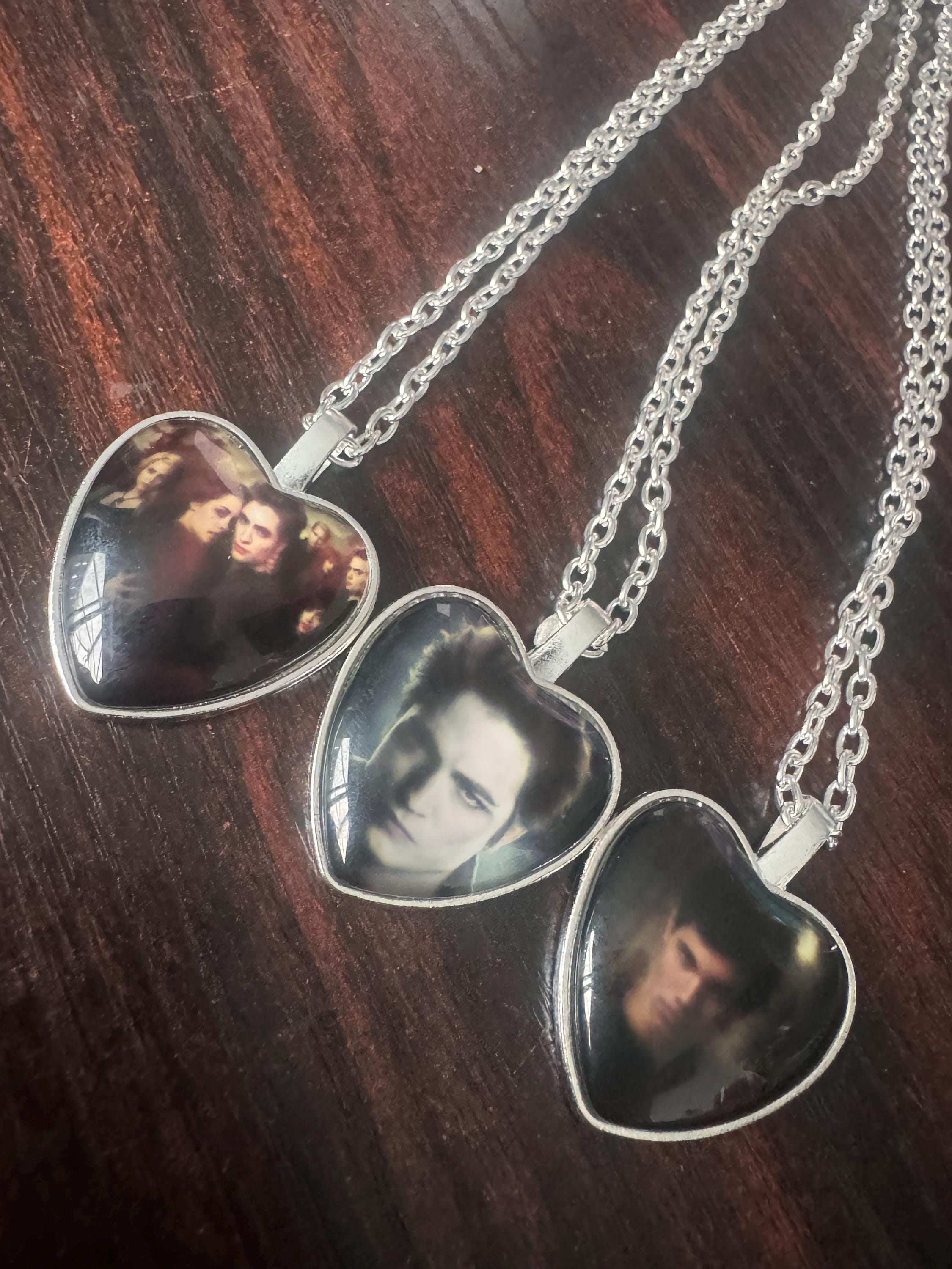 Edward cullen necklace - Etsy 日本