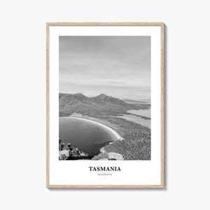 Tasmania Wall Art No 2, Tasmania Wall Decor, Tasmania Poster, Tasmania Home Decor, Tasmania Travel Gift, Tasmania Travel Print