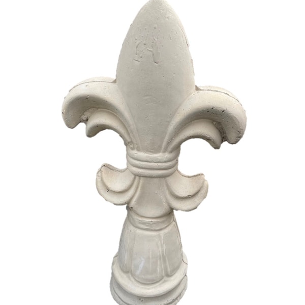 Fleur De Lis Topper Concrete Statue - Natural Concrete