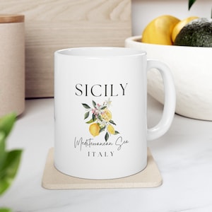 Sizilien Italien Kaffeetasse, Sicilia Zitronen Tasse, Sizilien Insel Italien Tasse, Italien Geschenk, italienische Kaffeetasse, sizilianisches Geschenk Keramiktasse 11oz