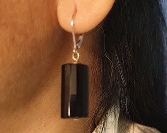 Minimalist style earrings with black onyx and 925% nickel free silver (EA10 B.ONIX)