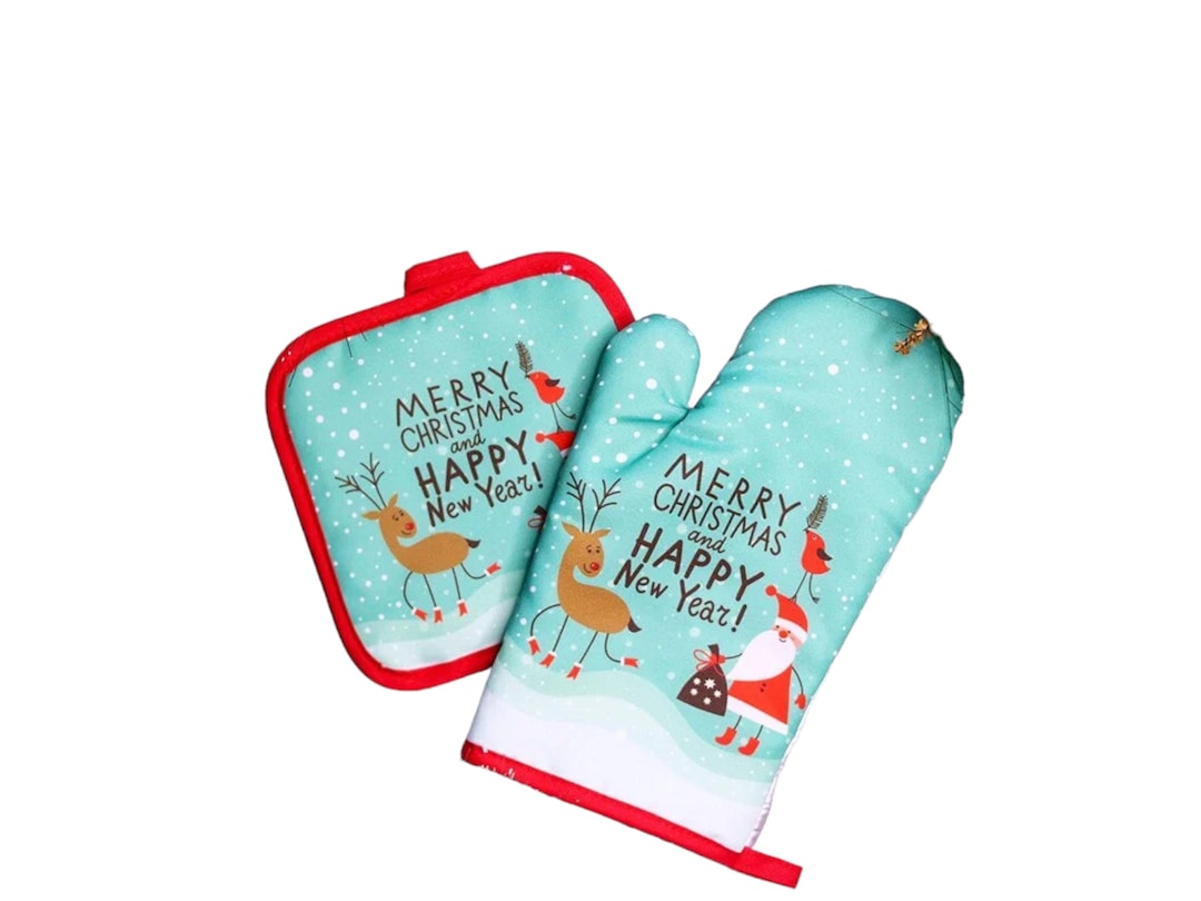 Christmas Oven Mitts and Pot Holders Setsanta's Favorite Etsy