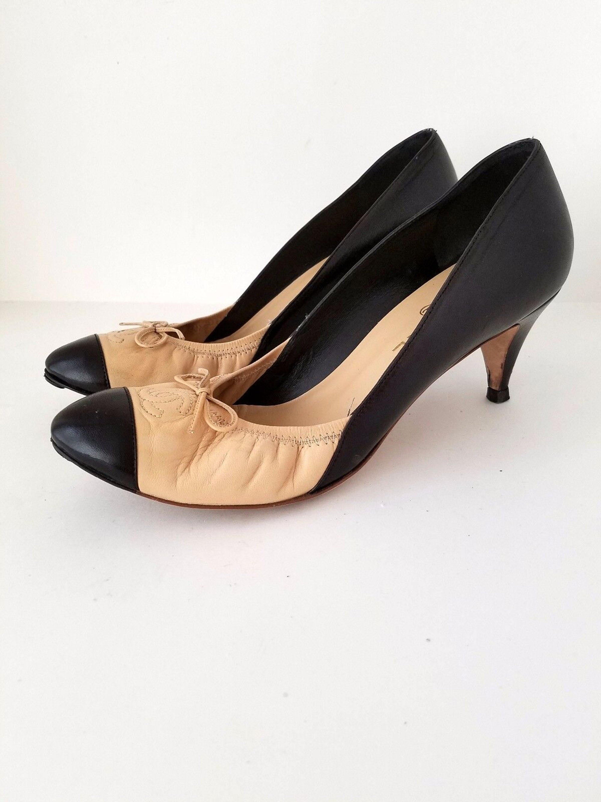 Chanel Chain T-Strap Pointed Toe Cut-Out Pumps 38.5 Black Leather Vintage