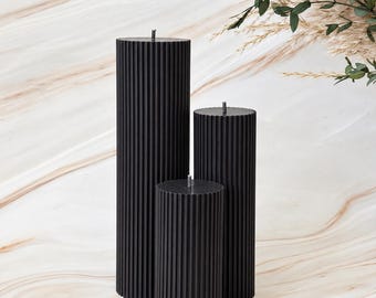 Vela cilíndrica acanalada: Decoración moderna para el hogar en color negro - Velas hechas a mano de 7-20 cm