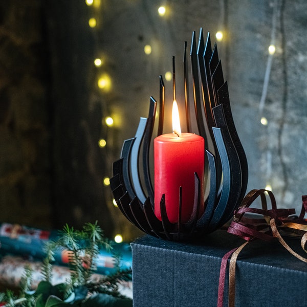 Czarny świecznik na tealight idealny do stołu i świątecznych dekoracji - Świetny prezent na Walentynki
