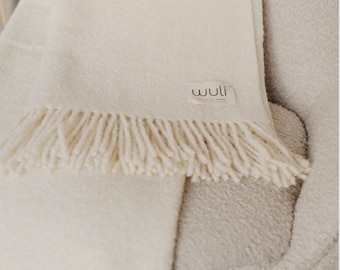 Soft Wool Boucle Blanket/Plaid White Cream, size 140x200 cm