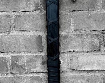 Handmade high carbon steel  viking  black Ragner lothbroks axe . with free leather sheath best anniversary gift and Christmas gift
