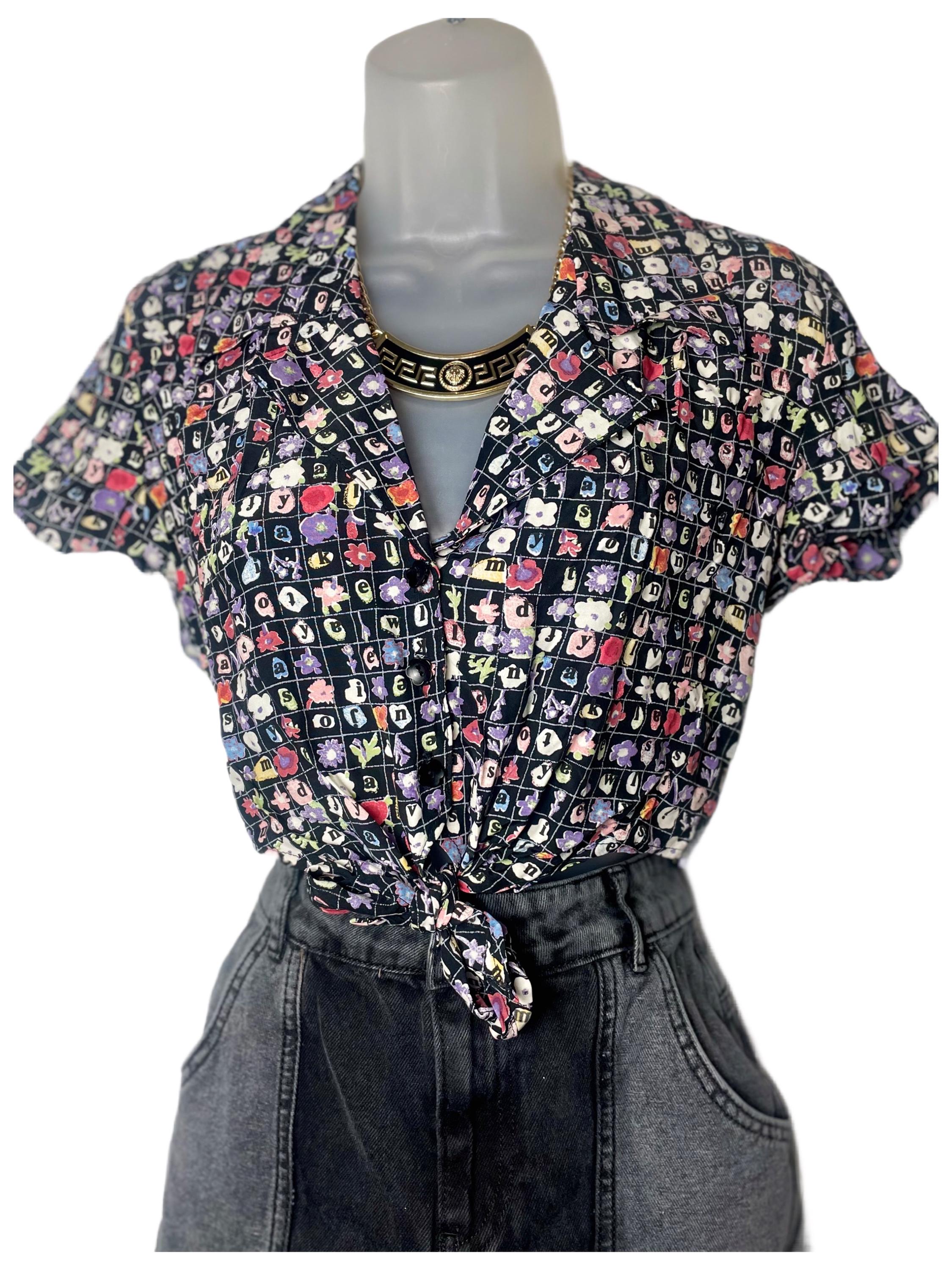 Vintage Judy Knapp Floral Letter Grid Pattern Flower Buttons