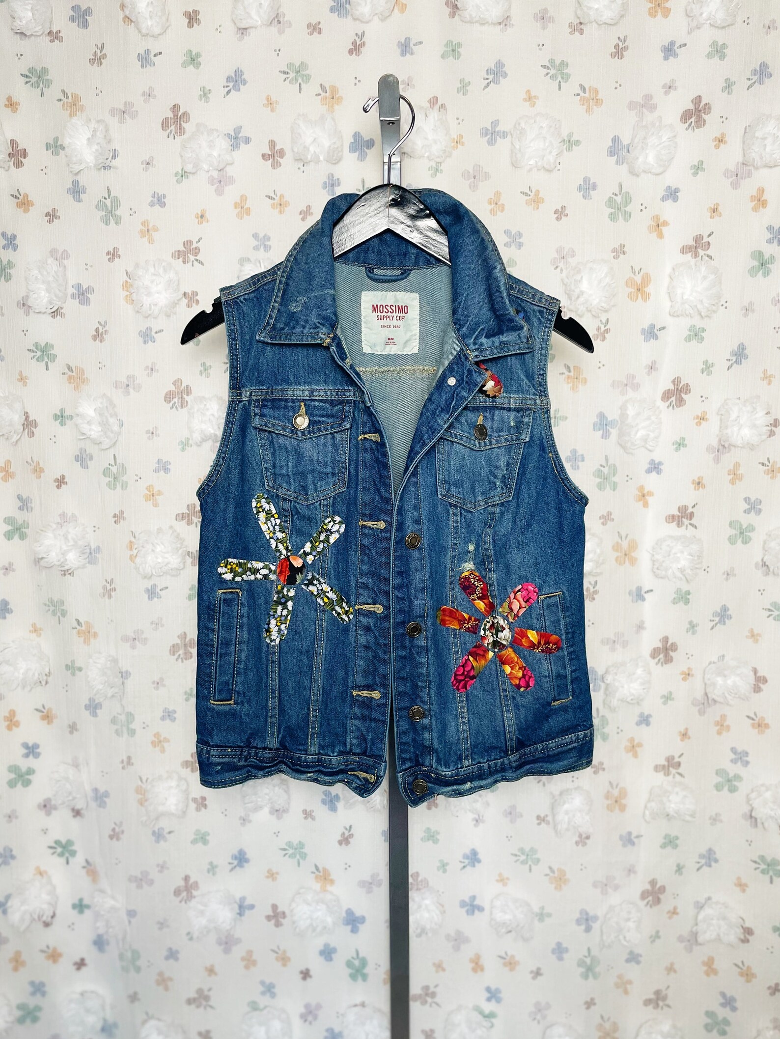 Embroidered Floral Frayed Hem Denim Vest - POL