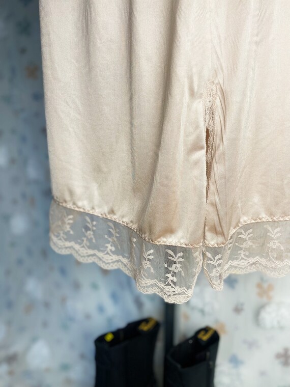 Vintage Women's Cream Slip Skirt Half Slip Lace T… - image 4