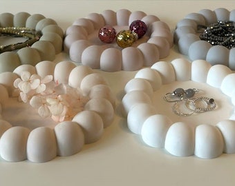 Bubble tray | small | Jewelry Storage | Raysin, concrete, ceramic