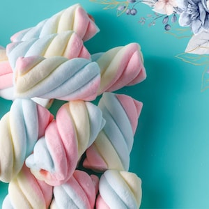Colorful Marshmallow Mix – 0.5kg Assorted Soft Candy for Party Treats, Dessert Toppings, Gift Boxes & Celebration Favors