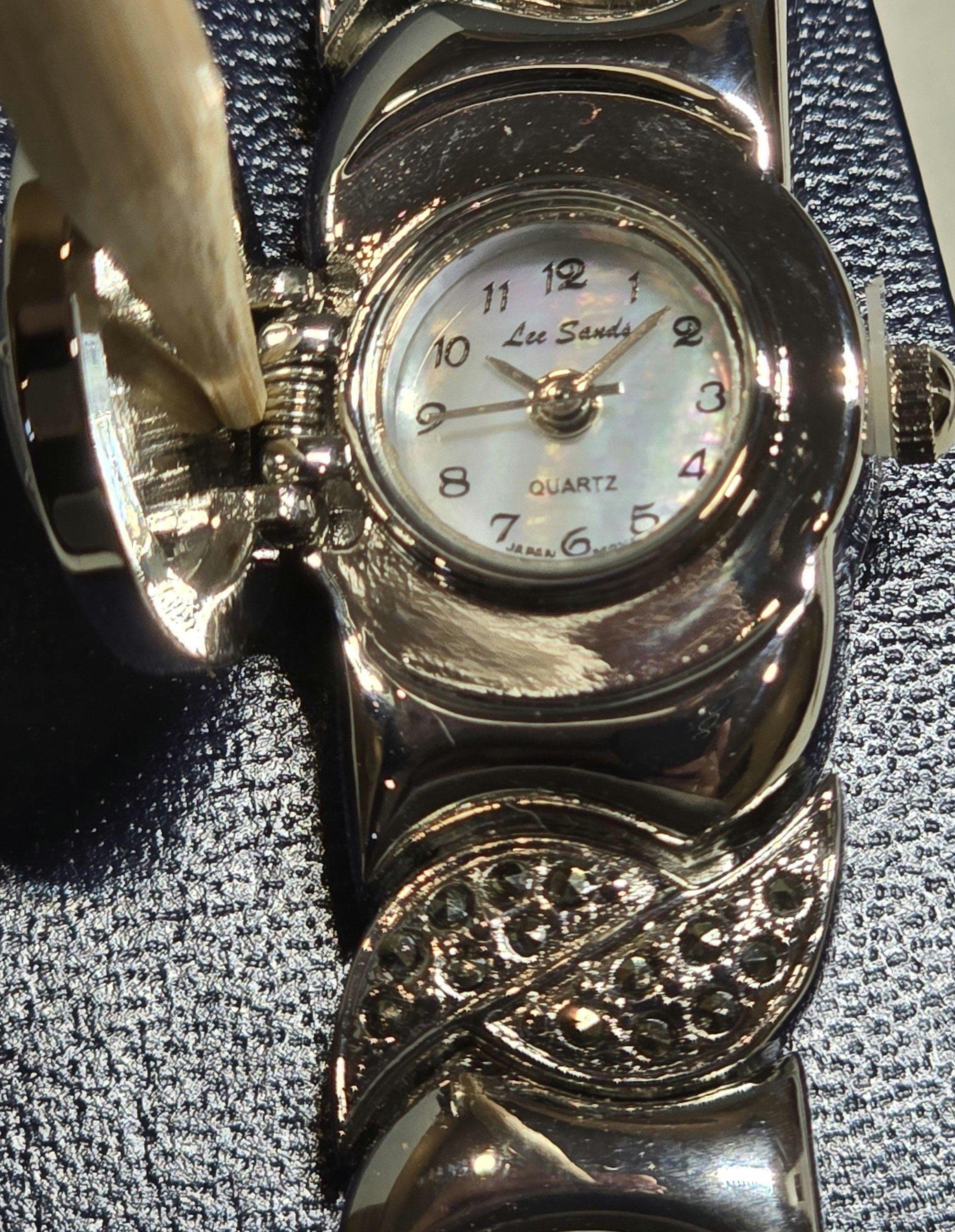 Lee Sands Watch - Etsy display picture 3