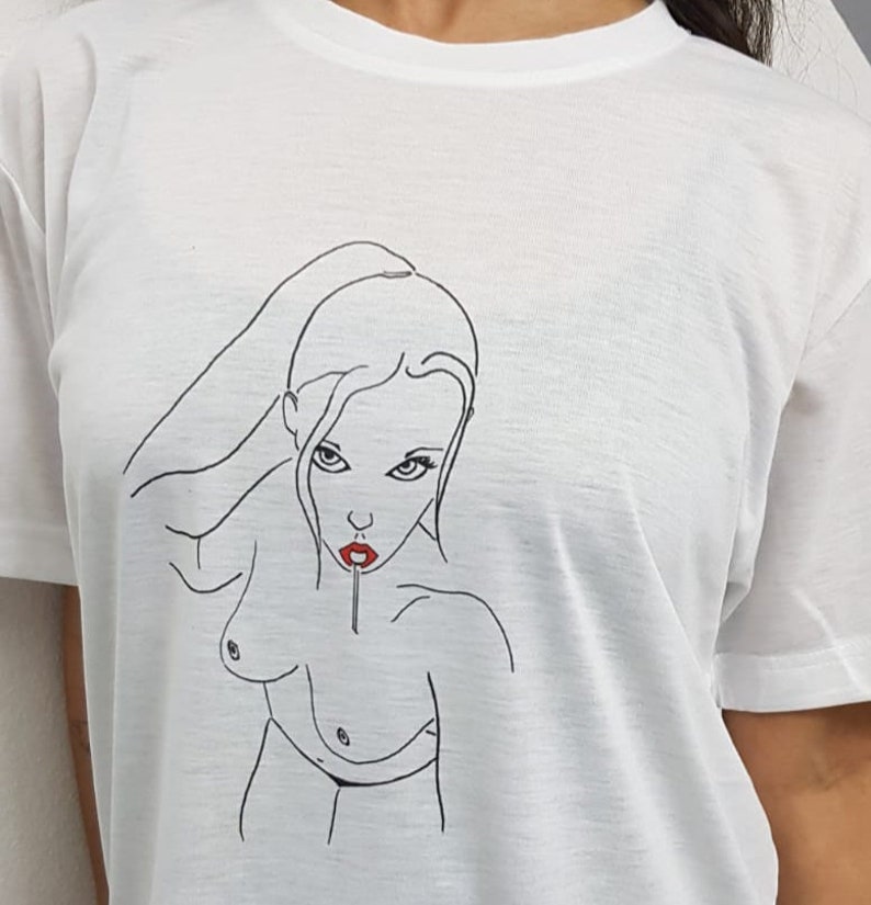 T-shirt bianca con stampa a scelta. Abbigliamento unisex. immagine 3
