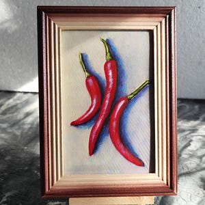 Pintura de chile picante Obra de arte enmarcada de pimiento Bodegón de arte mural Decoración de pared de pimiento Pintura al óleo original en un marco de madera firmada por SElenaV
