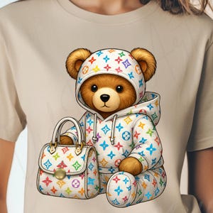 Monograma Designer PNG, Hustler Bear, Luxe Bear Digital Download, Hip Hop Bear, urbano dtf, mochila, grafite urso gráfico tee, design de luxo