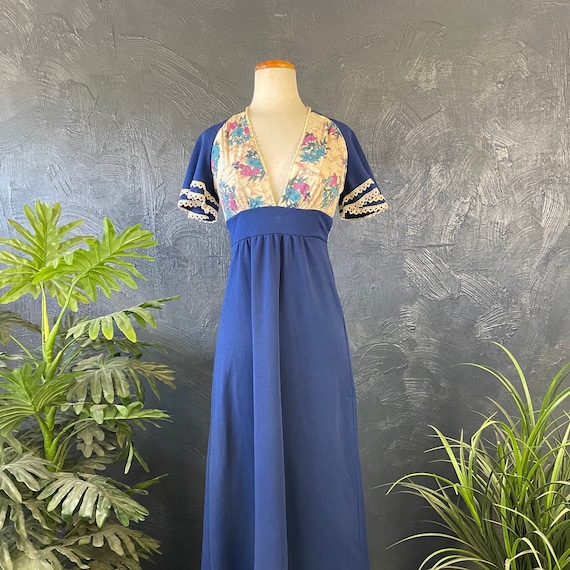 Vintage 1970s Blue Floral  Maxi Dress