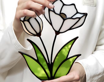 Tulip Stained Glass Template: Flower Pattern (PDF, SVG)
