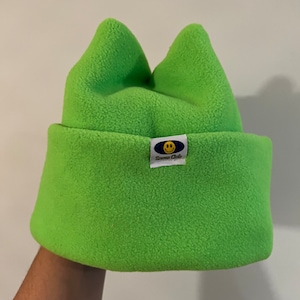 Snow Club - Handmade in BC! RETRO Anti-Pill Polar Fleece 4 Point / Crown Snowboard / Ski Tuque / Beanie / Hat - Double Layer / Soft & Cozy!