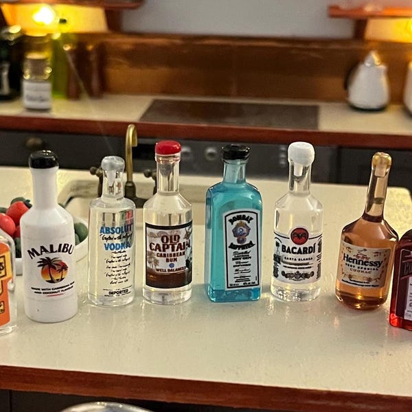 DOLLS HOUSE 1:12 Bottles of Spirit (10 choices)
