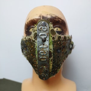 Post-Apocalyptic mask , ideal for true survivor raiders/larp. Costume idea/ fallout/madMax/metro/Call of duty. Handpainted