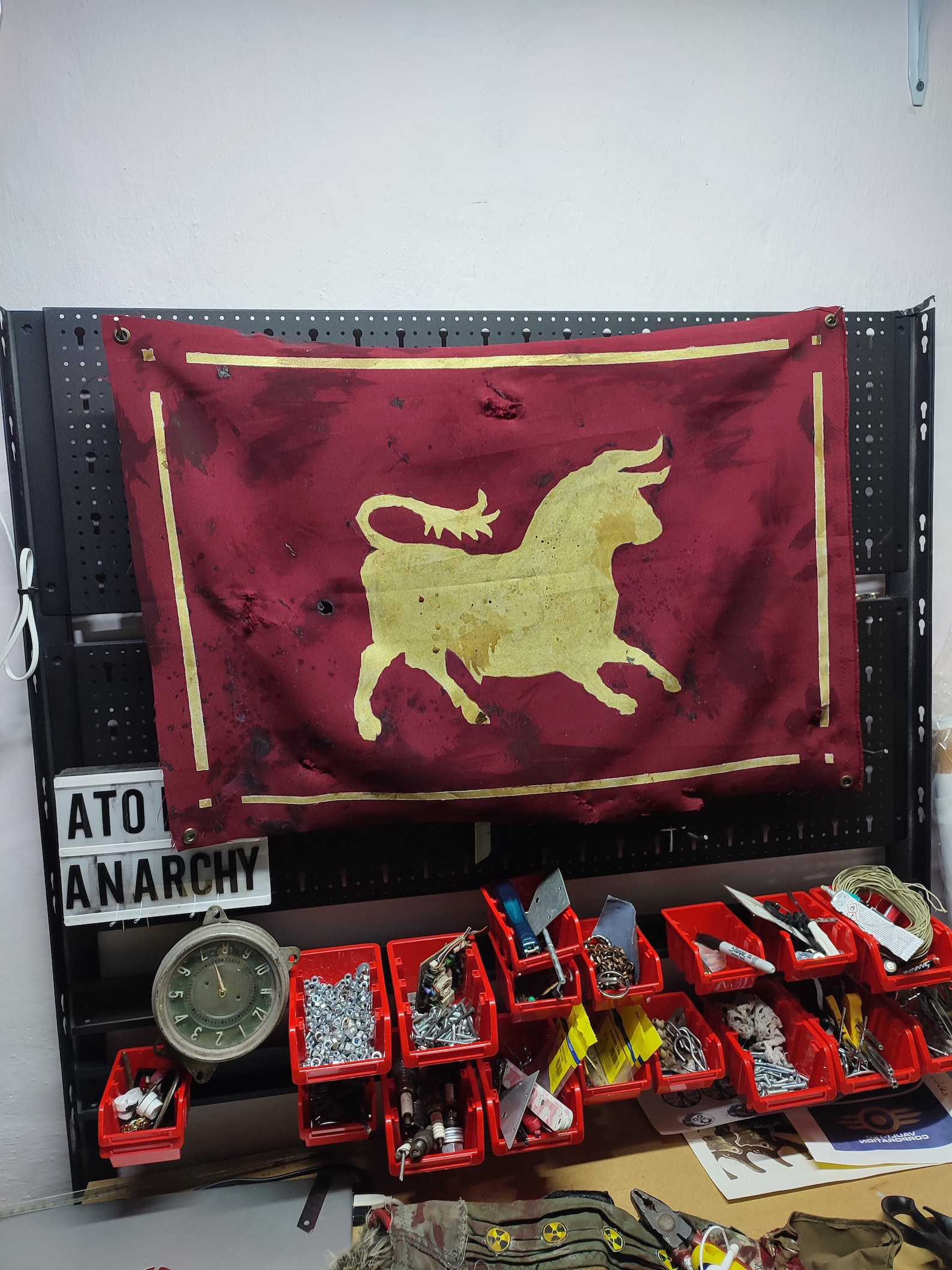 Caesars Legion Fallout Flag Postapocaliptic Style Handpainted to Look ...