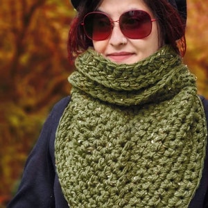The Ellie Cowl Pattern image 3