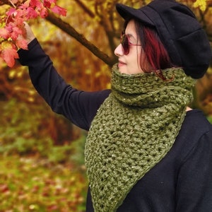 The Ellie Cowl Pattern image 1