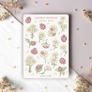 Feuille d'autocollants Ladybug Meadow | autocollants pour agenda, fleurs, autocollants pour bullet journal, floral, autocollants pour scrapbooking, cadeau fait main