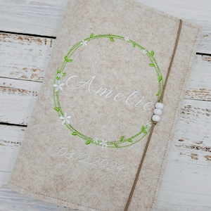 U-Heft Hülle aus Filz, Bestickt, U Heft Hülle personalisierbar, U Heft Hülle mit Impfpass, U Heft Hülle für Jungen / Mädchen