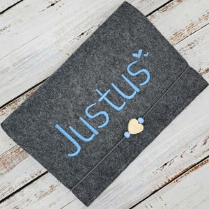 U-Heft Hülle aus Filz, Bestickt, U Heft Hülle personalisierbar, U Heft Hülle mit Impfpass, U Heft Hülle für Jungen / Mädchen