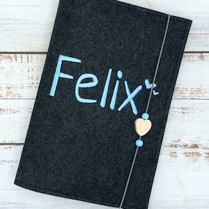 U-Heft Hülle aus Filz, Bestickt, U Heft Hülle personalisierbar, U Heft Hülle mit Impfpass, U Heft Hülle für Jungen / Mädchen