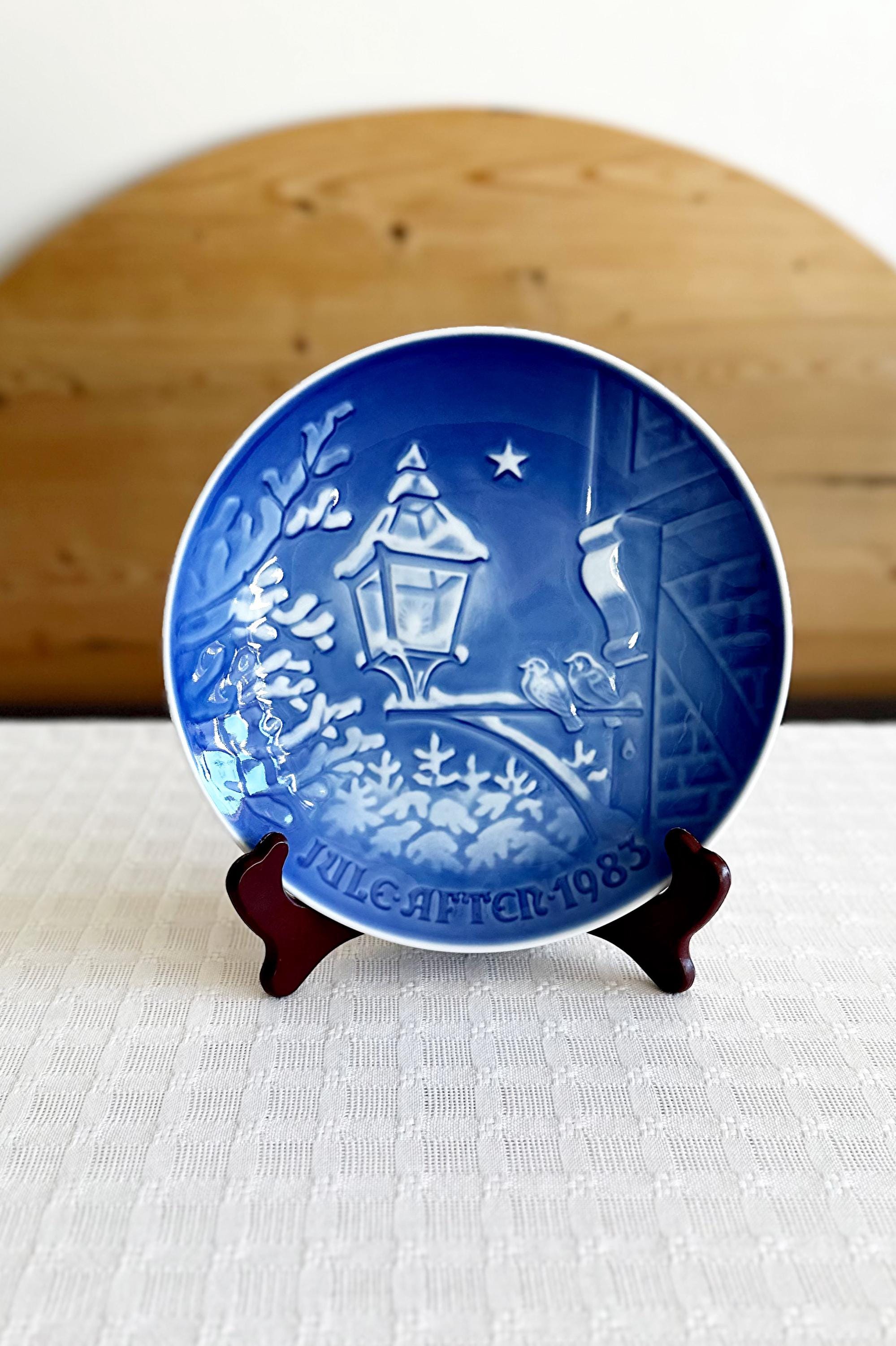 Vintage 1983 Bing and Grøndahl Christmas Plate: Denmark Porcelain