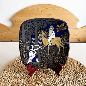 Vintage 1982 Arabia Finland Kalevala Keramikplatte Entworfen von Raija Uosikkinen Jährliche Sammlerserie Skandinavische Wandkunst
