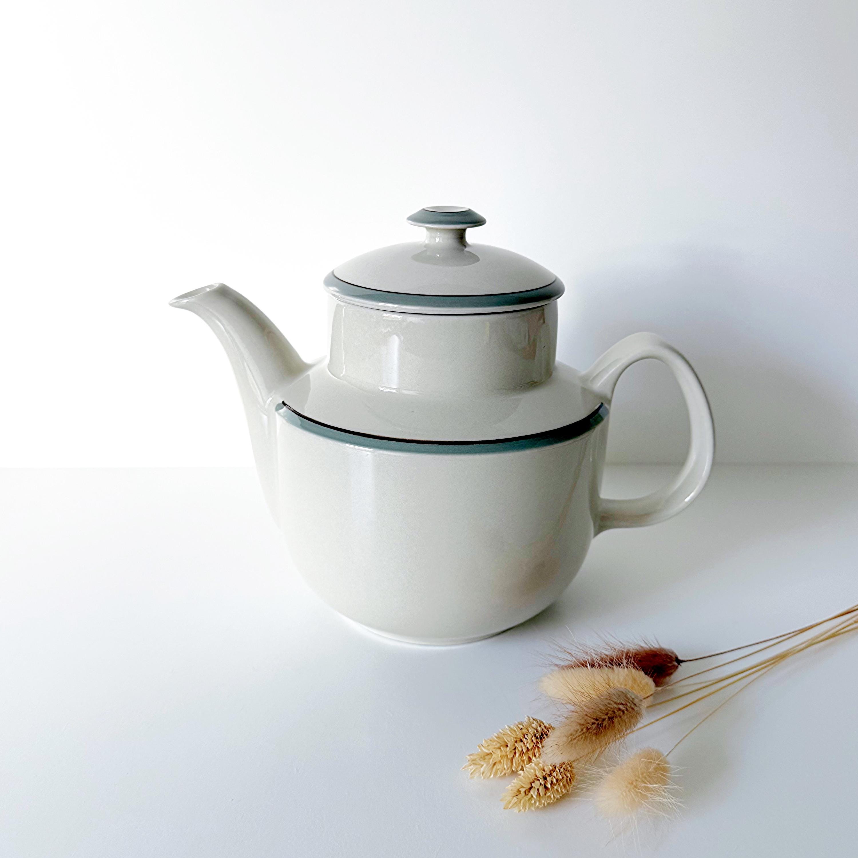 Vintage 1980s Arabia Finland Airisto Coffee Pot by Inkeri Leivo