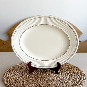 Vintage 1949 Wedgwood Edme Oval Platte Englisch Creamware Gold Trim Geriffelte Kante Design