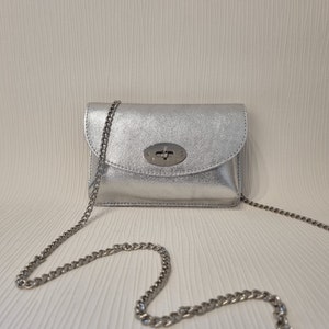 Echtleder Silber Clutch Tasche, Silber Abendtasche, Silber Party Tasche, Braut Hochzeit Tasche, Silber Crossbody Bag mit langer abnehmbarer Kette