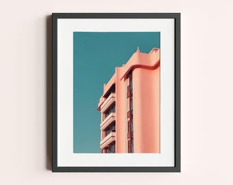 Minimal Architecture Photography Print – Retro 1980s Hotel Aesthetic