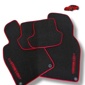 SMARTLINER Custom Fit Black Floor Mats – 1st Row, 1997-2006 Jeep Wrangler TJ, Rubber/TPE