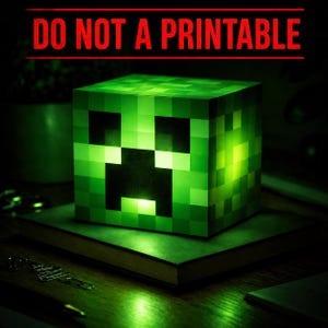 Minecraft-inspirerad Pixel Monster Head Nattlampa – DIY Kartong LED-pyssel