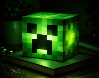 Minecraft Inspired Pixel Monster Head Night Lamp – DIY Cardboard LED Craft