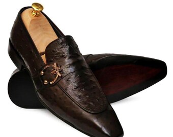 Handgefertigte Herren-Loafer aus geprägtem Straußenleder, elegante Business-Schuhe