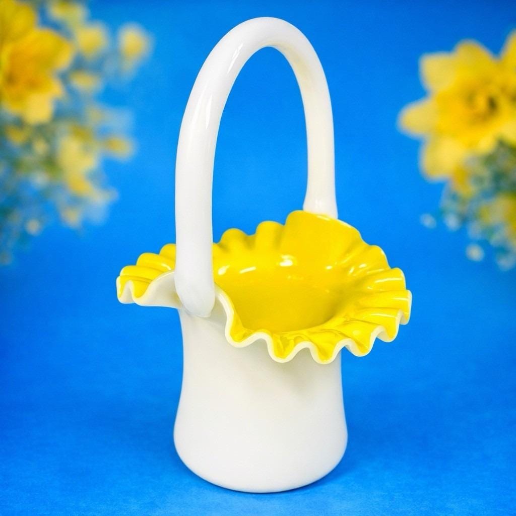 Fenton イエロー　バスケット　ミルクガラス インテリア小物 Fenton イエロー バスケット ミルクガラス