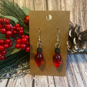 Christmas bulb earrings/ holiday jewelry/ Christmas lights earrings / dangle earrings / winter jewelry / Unique earrings / Gift Under 15